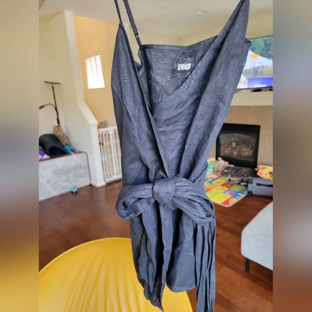 Reformation wrap dress xs - Picture 3 of 10